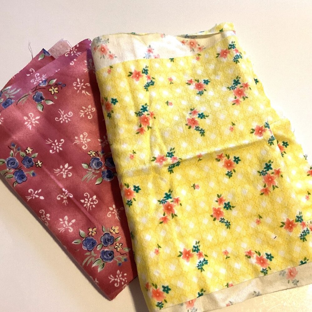 Two Pieces of Floral Fabric Flannel Material Sewing Quilting Crafting